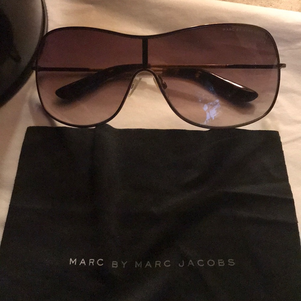 Marc Jacobs aviators sunglasses